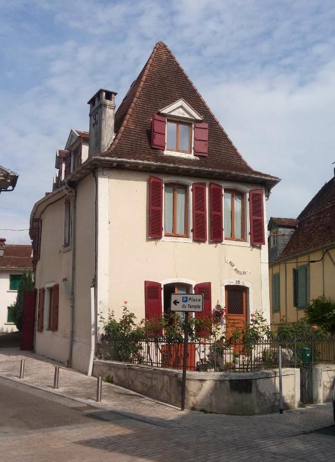 Bed and Breakfast Aux Rosiers Salies-de-Béarn Exteriér fotografie